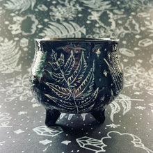 Load image into Gallery viewer, Ceramic Cauldron - Ferns - Medium (m1) - DISCOUNTED