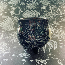 Load image into Gallery viewer, Ceramic Cauldron - Ferns - Medium (m2)