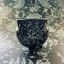 Load image into Gallery viewer, Ceramic Cauldron - Ferns & Crystals - Small (s2)