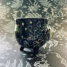 Load image into Gallery viewer, Ceramic Cauldron - Ferns & Crystals - Small (s2)