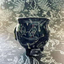 Load image into Gallery viewer, Ceramic Cauldron  - Clouds - Small (s4)
